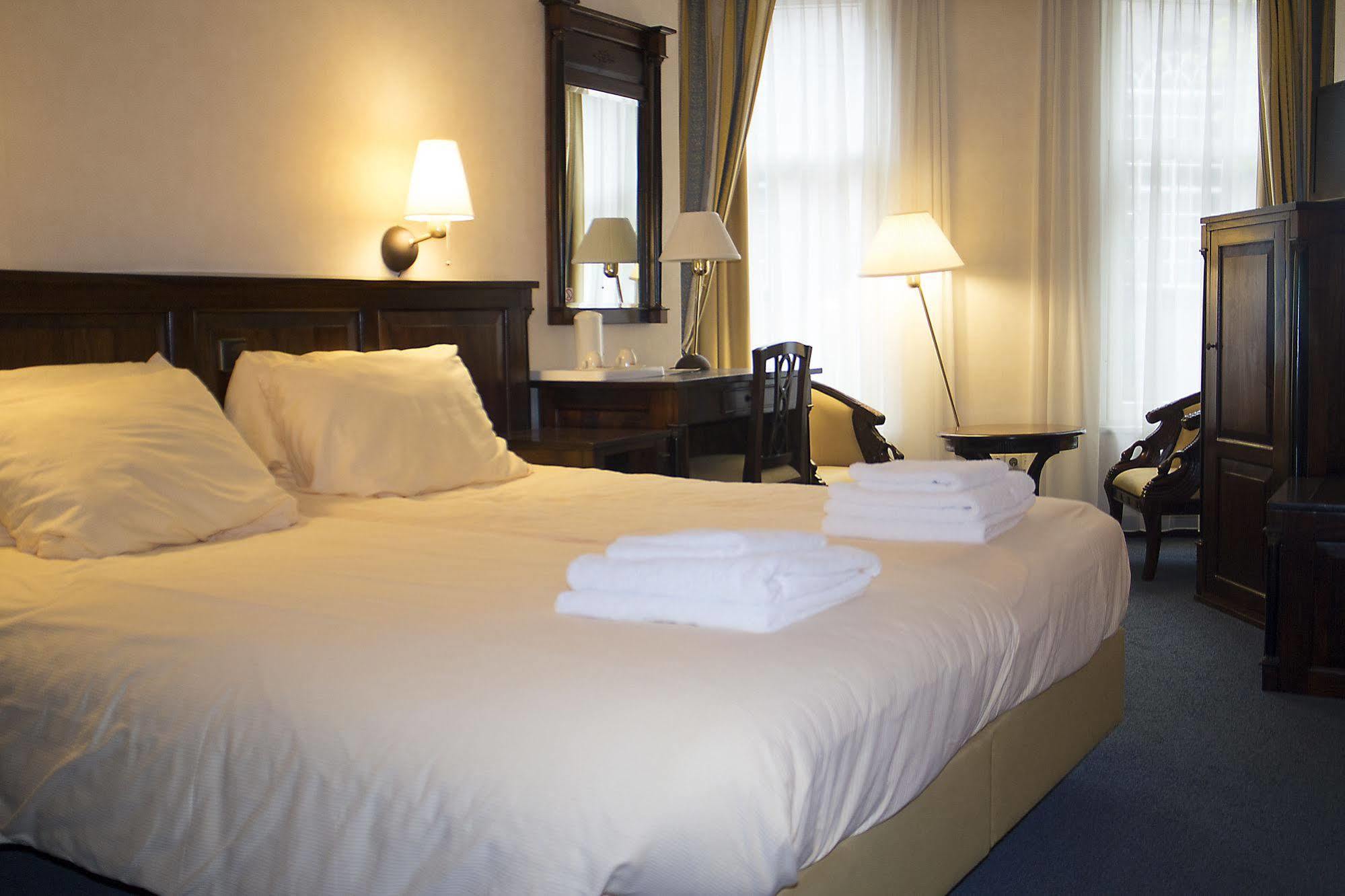 Hotel Tongerlo Roosendaal Exterior photo